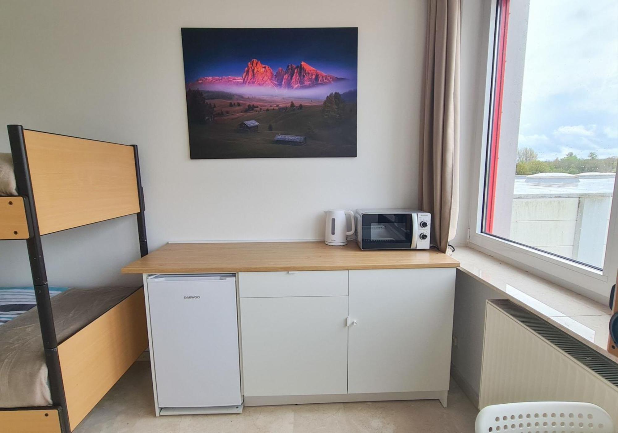 Homestay Ein Doppelzimmer Und Ein Dreibettzimmer Bei Hamburg *